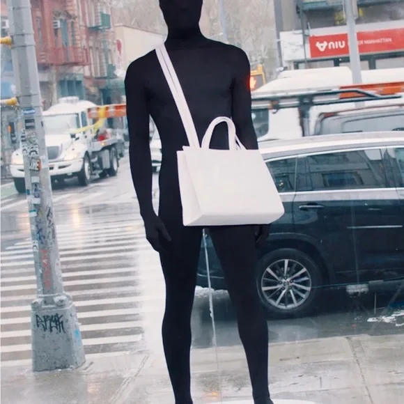 Telfar Medium Shopping Bag. Oxblood - Picture 5 of 9